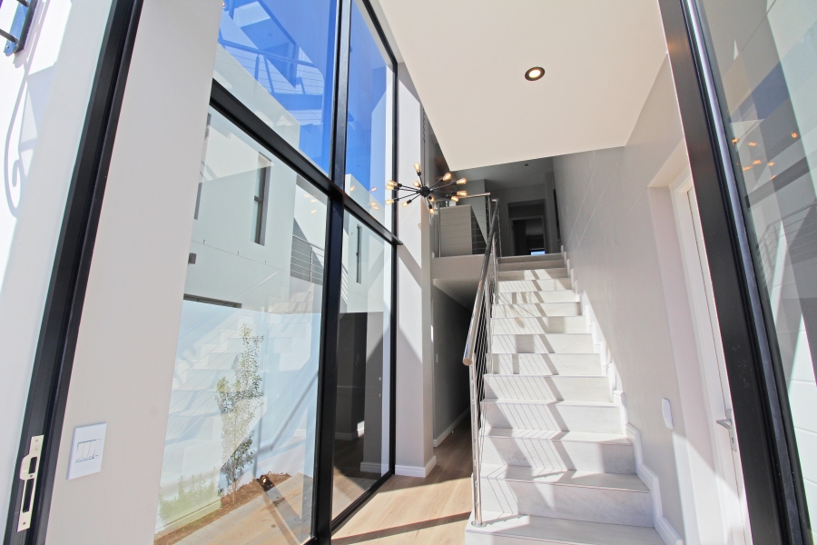 3 Bedroom Property for Sale in Waterfront Western Cape
